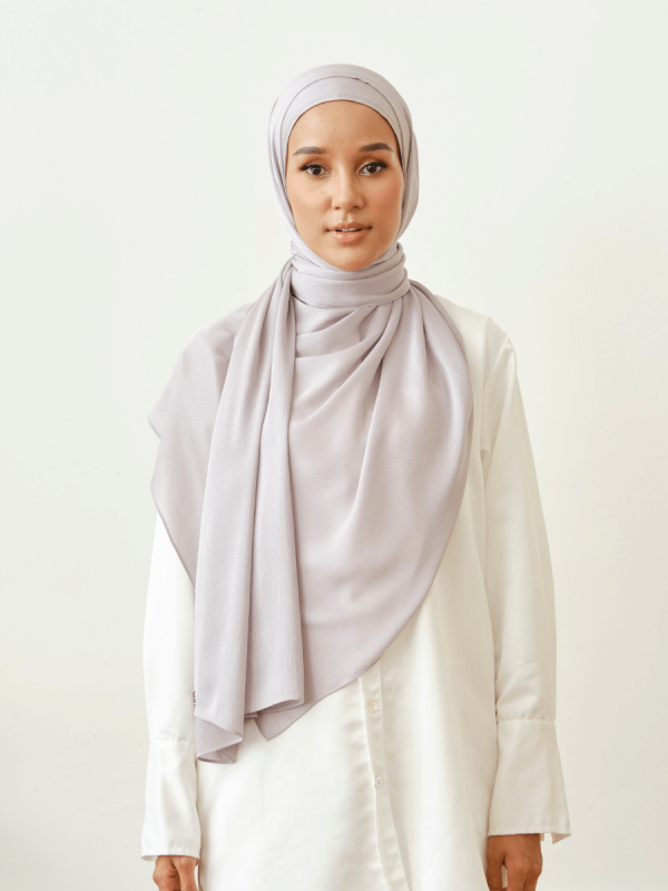 TC Arya in Pearl Grey