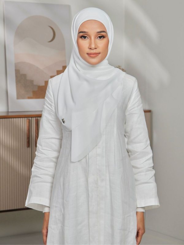 TC Sofia (Basic Curved Square) in Milk
